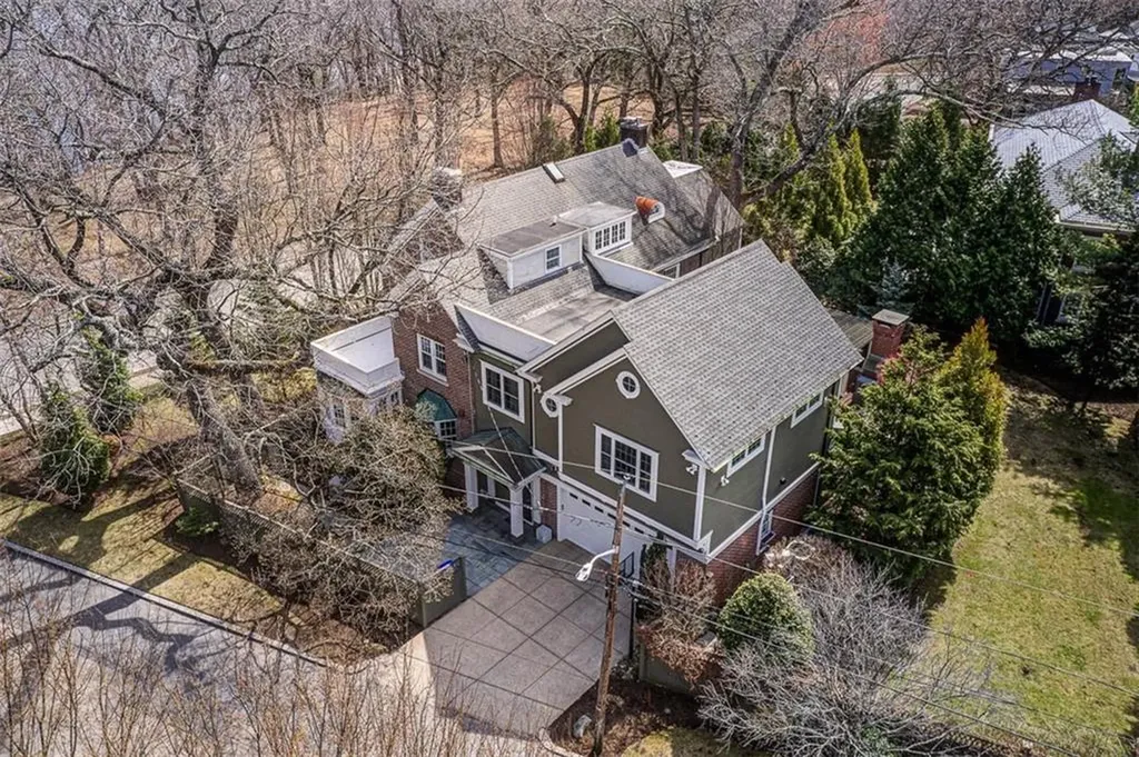 97 Loring Avenue Providence RI 02906