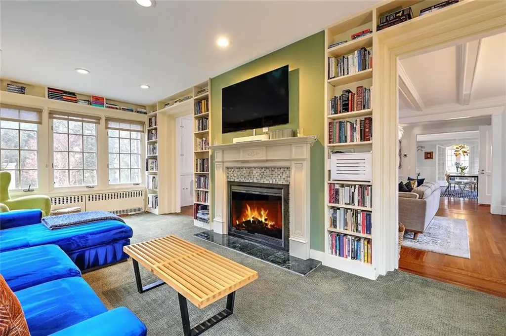 97 Loring Avenue Providence RI 02906