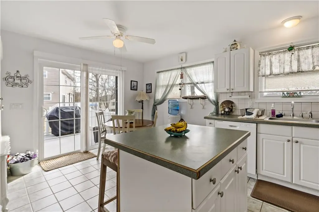 14 Meadowview Terrace Westerly RI 02891