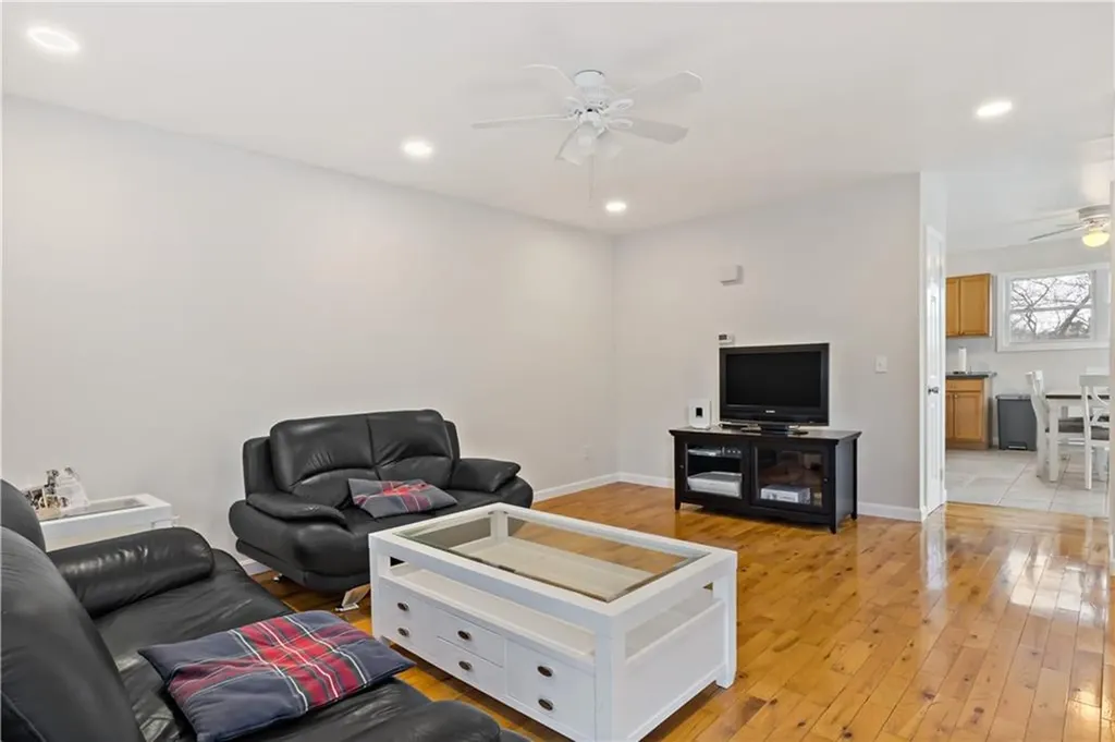14 Meadowview Terrace Westerly RI 02891