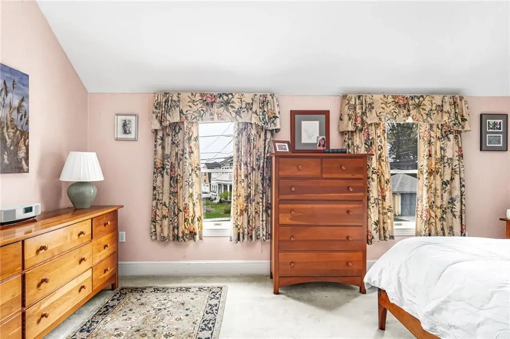 35 Touisset Road Warren RI 02885
