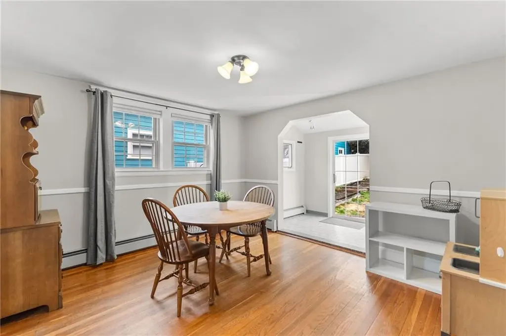 409 Eaton Street Providence RI 02908