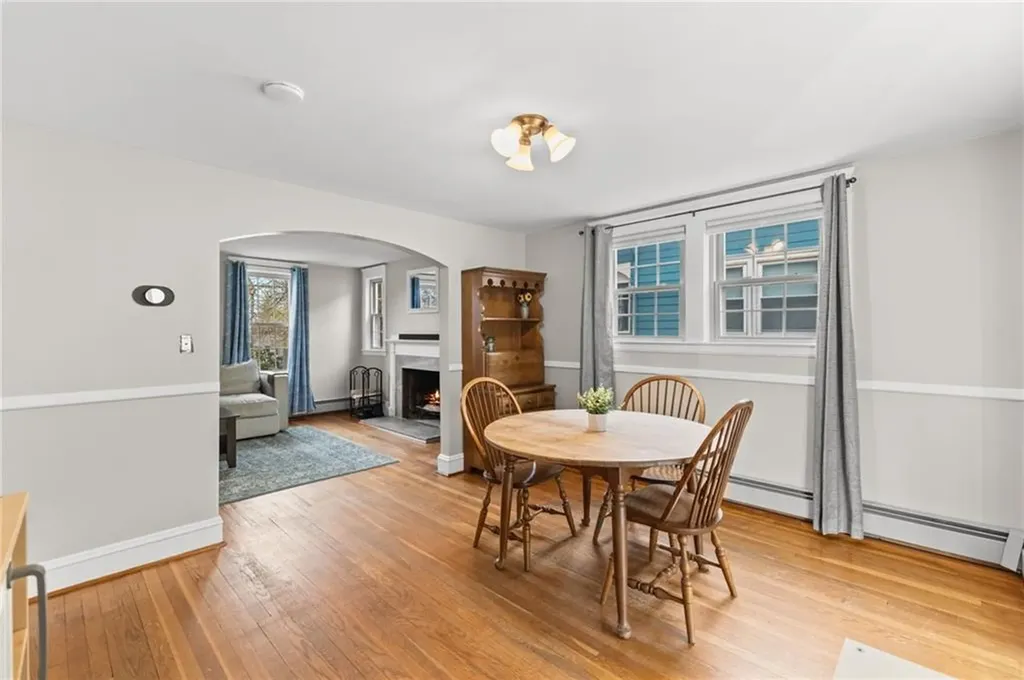 409 Eaton Street Providence RI 02908