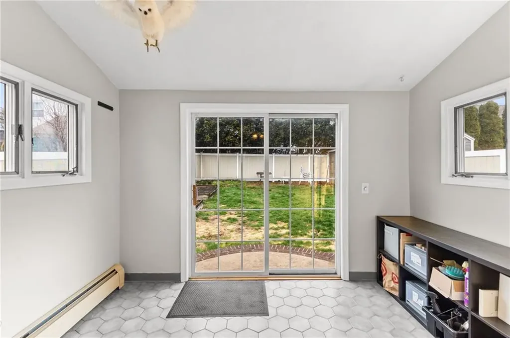 409 Eaton Street Providence RI 02908
