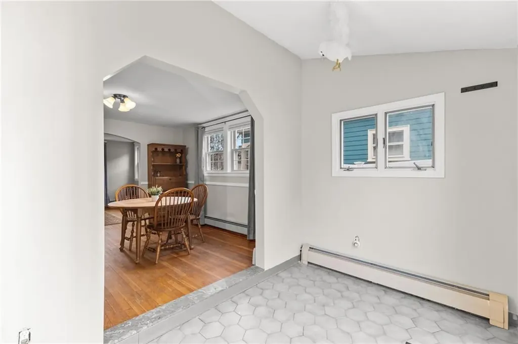 409 Eaton Street Providence RI 02908