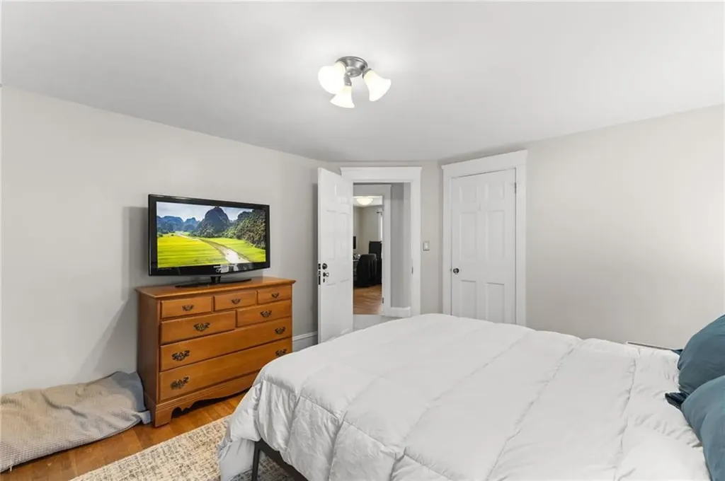 409 Eaton Street Providence RI 02908