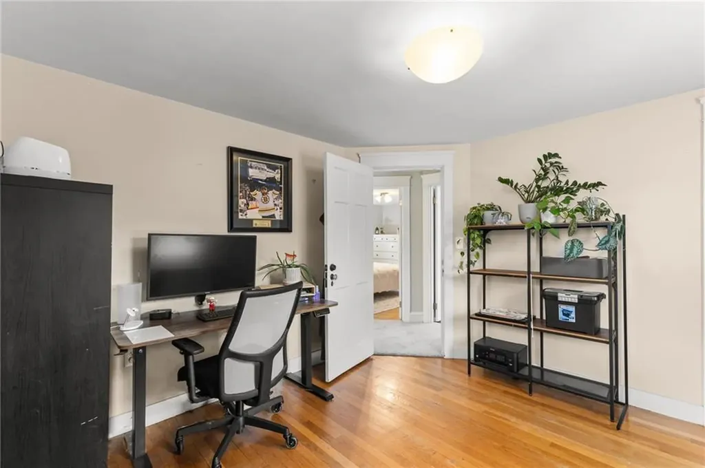 409 Eaton Street Providence RI 02908
