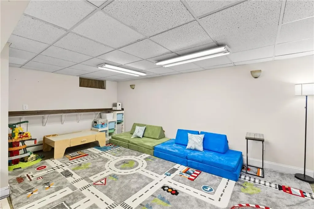 409 Eaton Street Providence RI 02908