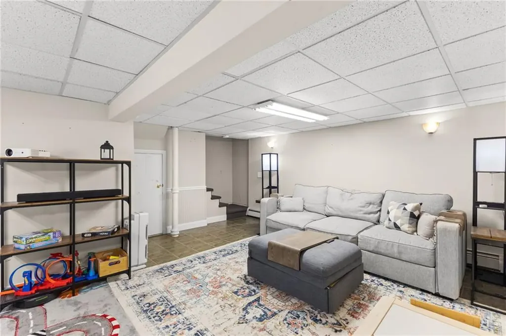 409 Eaton Street Providence RI 02908