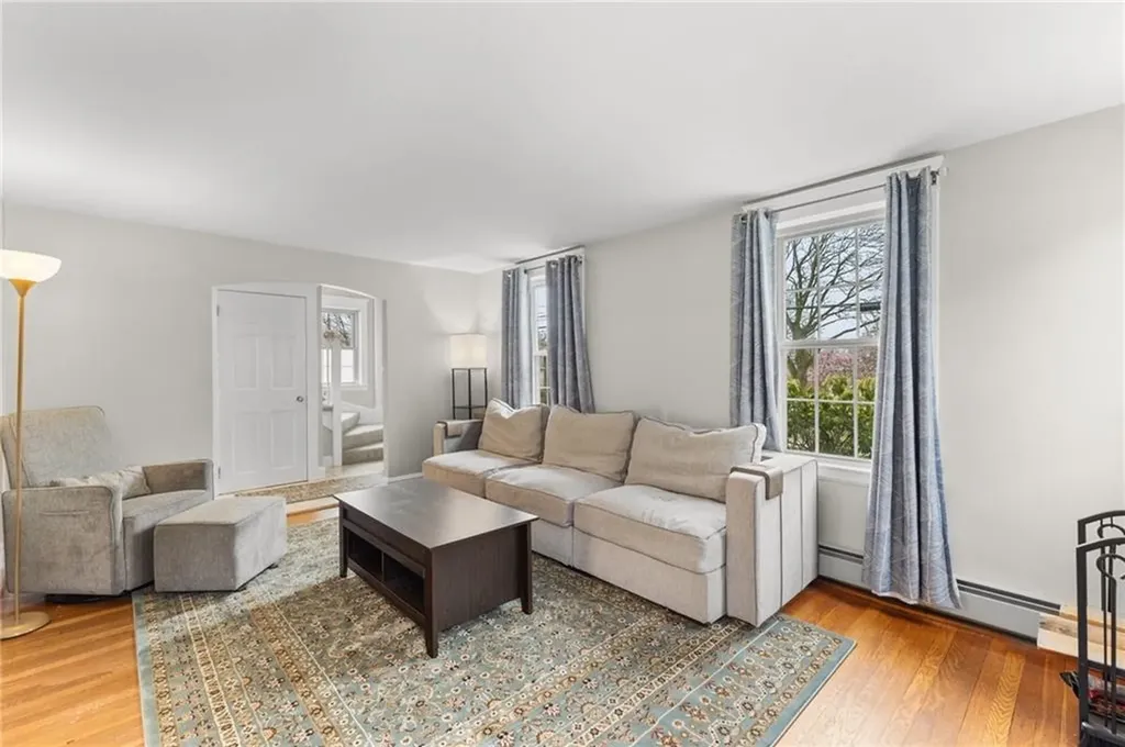 409 Eaton Street Providence RI 02908