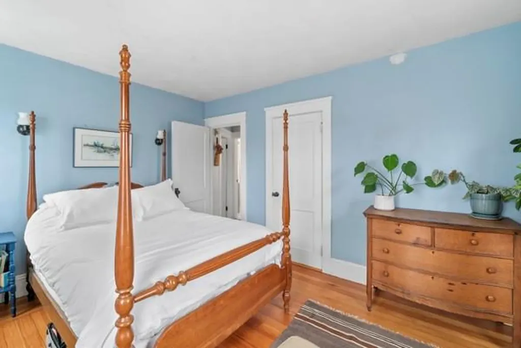 226 Roger Williams Avenue Providence RI 02907