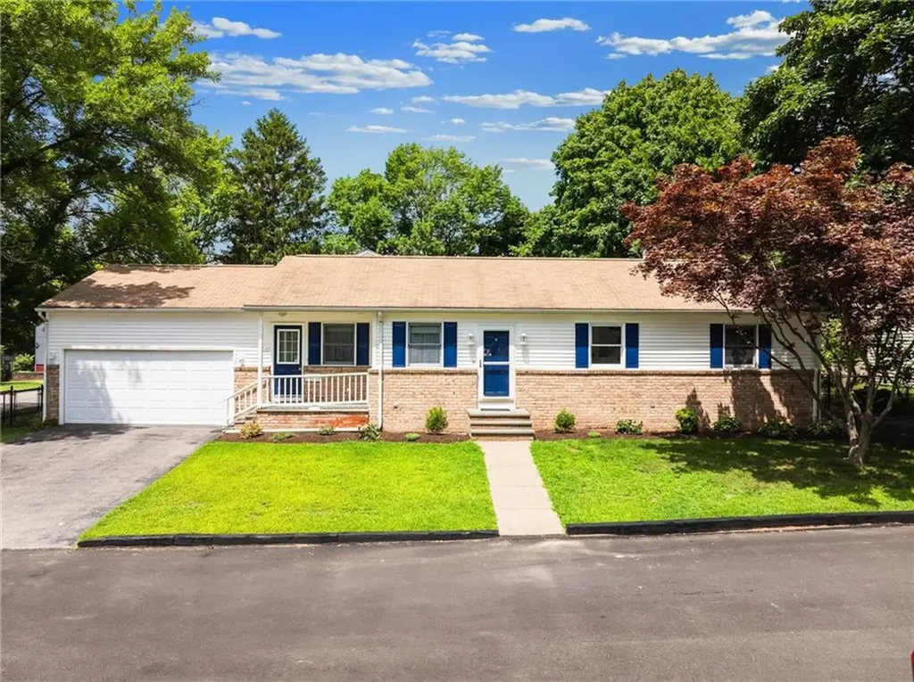 10 Bicknell Avenue East Providence RI 02916