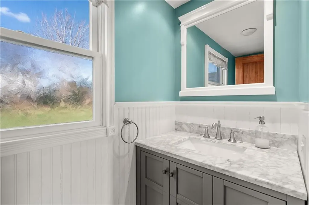 41 Wampanoag Drive Portsmouth RI 02871