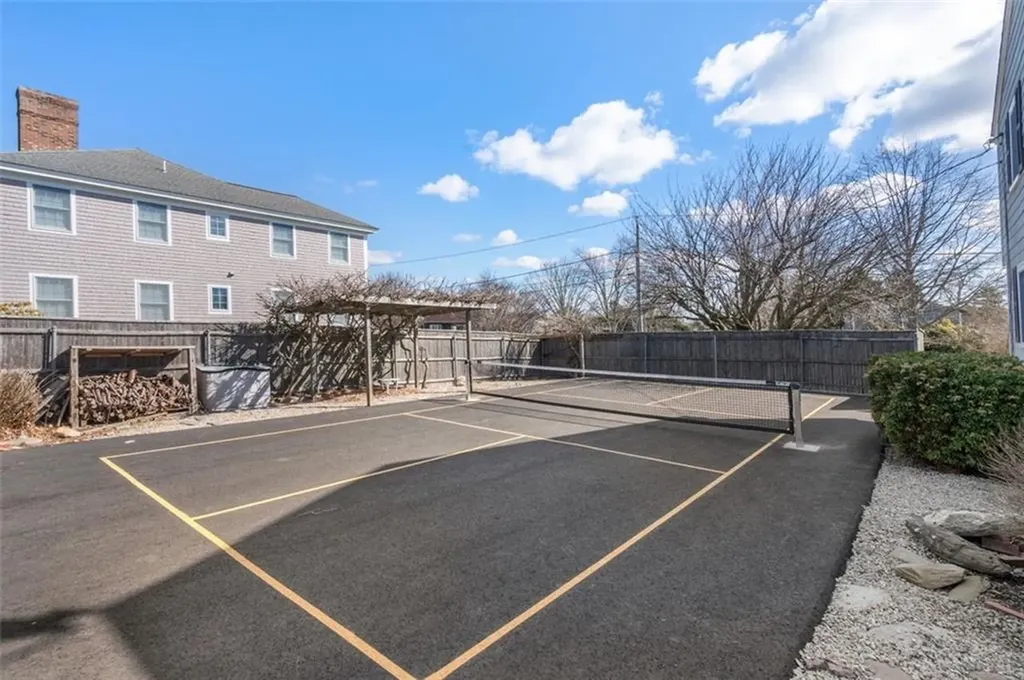 41 Wampanoag Drive Portsmouth RI 02871