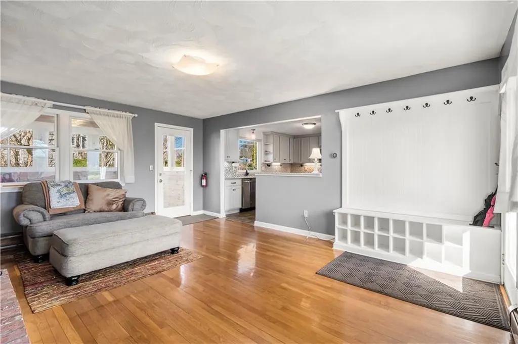 41 Wampanoag Drive Portsmouth RI 02871