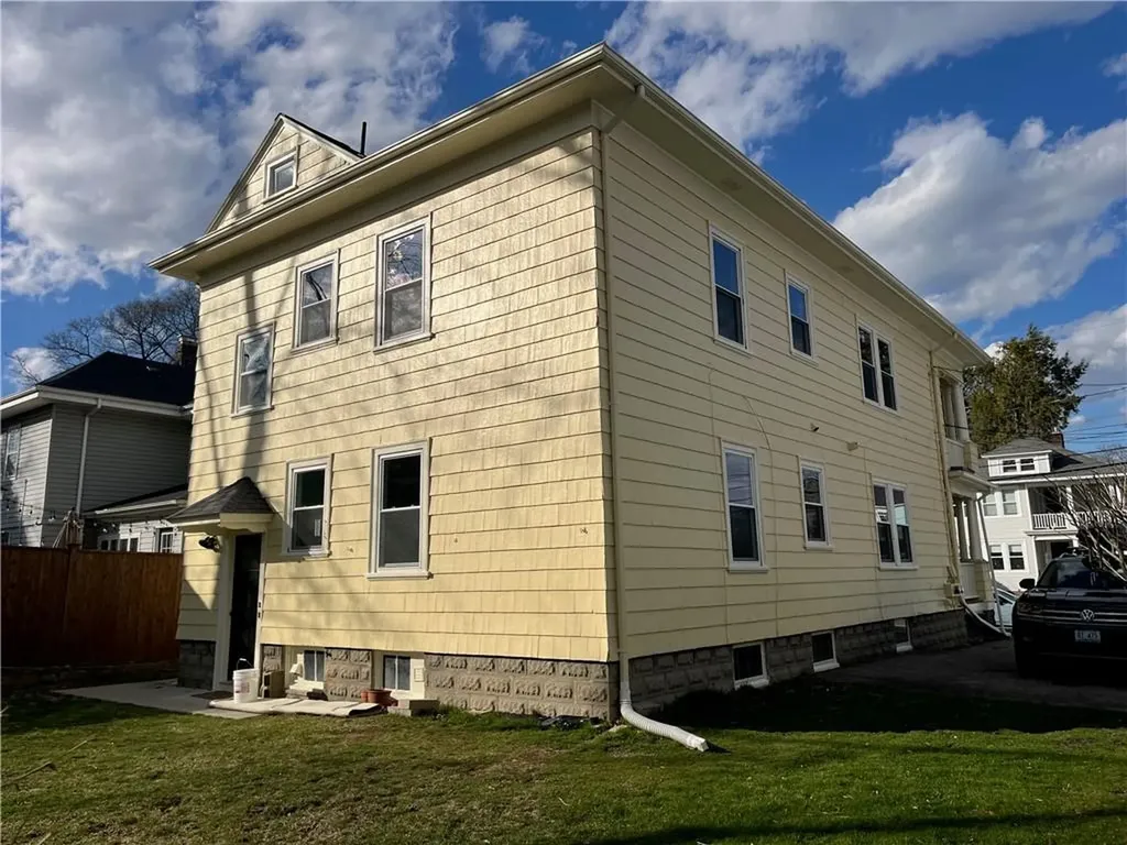 97 Lauriston Street Providence RI 02906