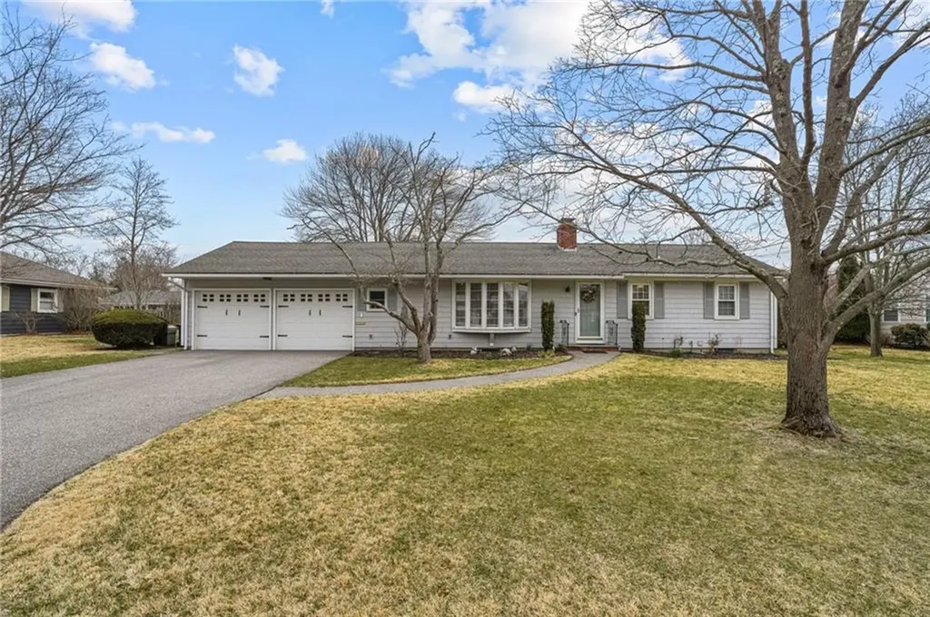 26 Peeptoad Road Warwick RI 02888