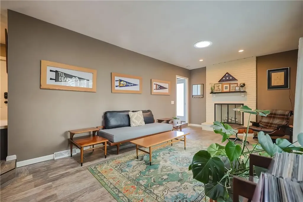 28 Downing Drive West Warwick RI 02893