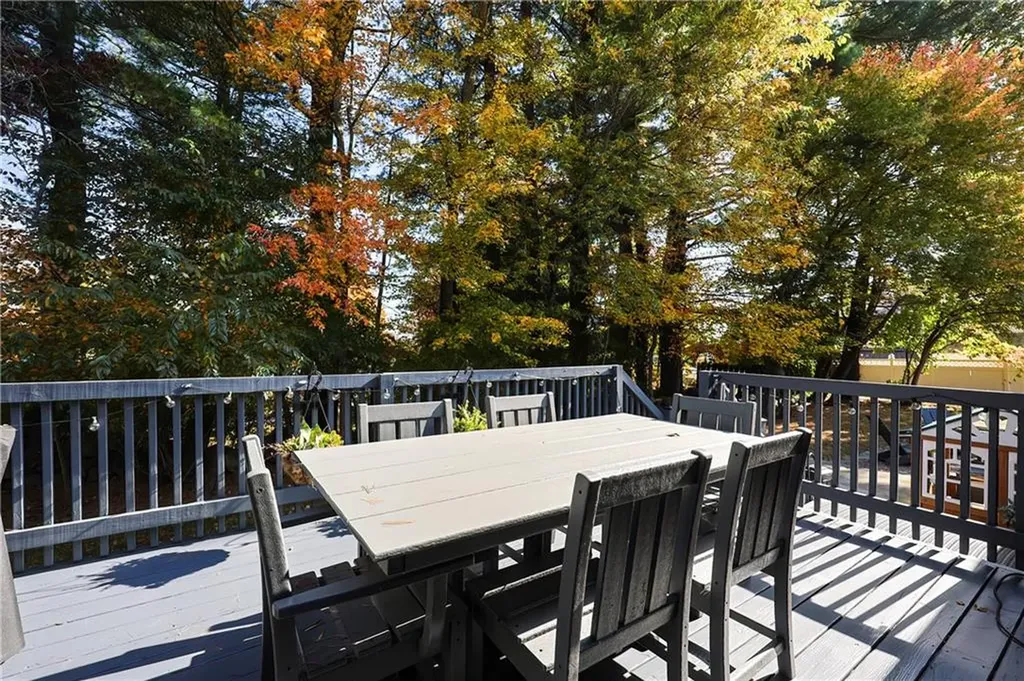 28 Downing Drive West Warwick RI 02893