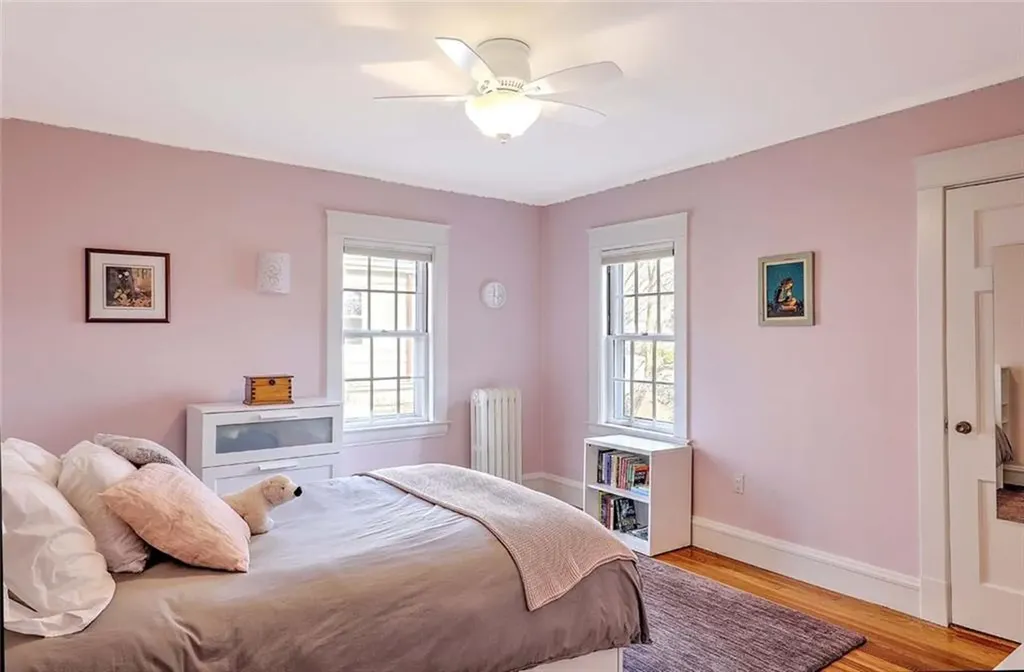 131 Laurel Avenue Providence RI 02906