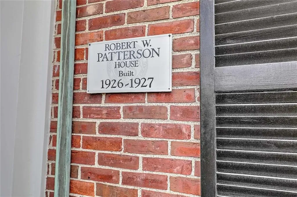 131 Laurel Avenue Providence RI 02906
