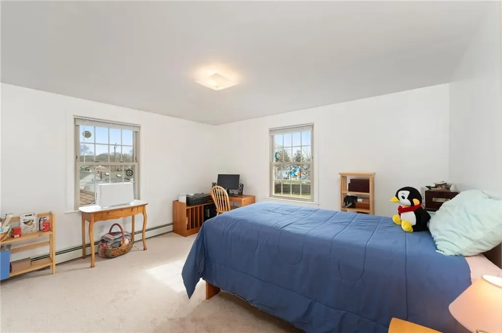 253 Chapmans Avenue Warwick RI 02886