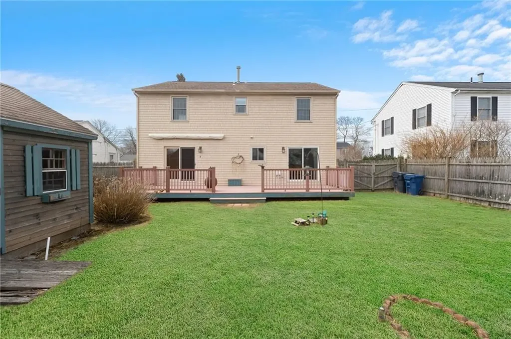 253 Chapmans Avenue Warwick RI 02886