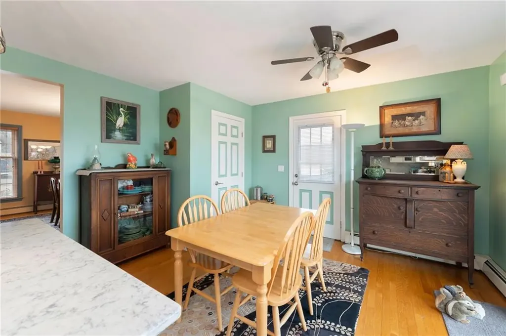 253 Chapmans Avenue Warwick RI 02886