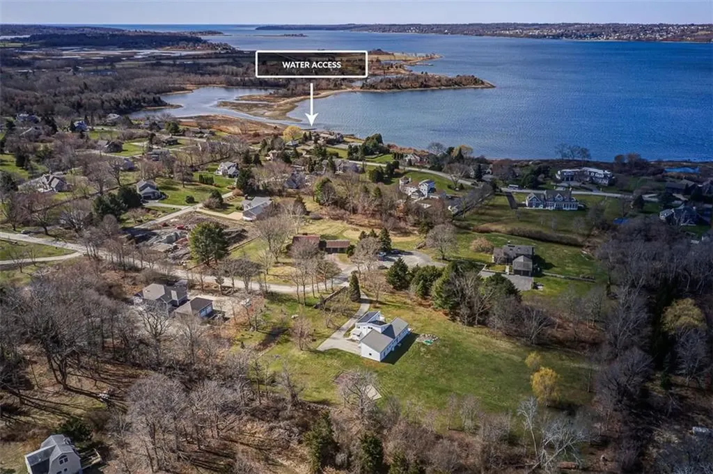 263 Indian Point Road Tiverton RI 02878