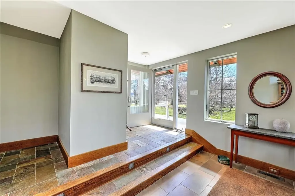 263 Indian Point Road Tiverton RI 02878