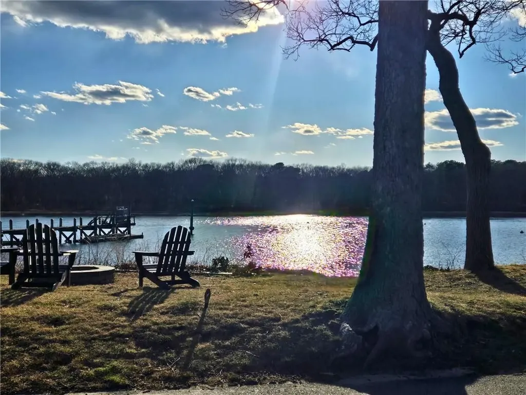 71 Wilson Avenue Warwick RI 02889