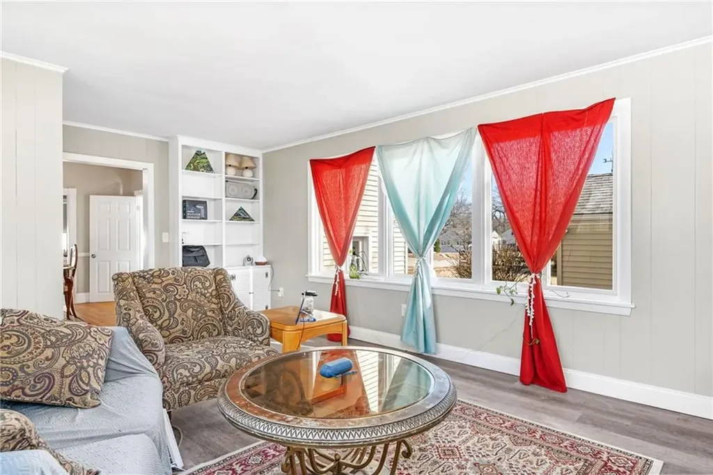 27 Hemlock Avenue Cranston RI 02910