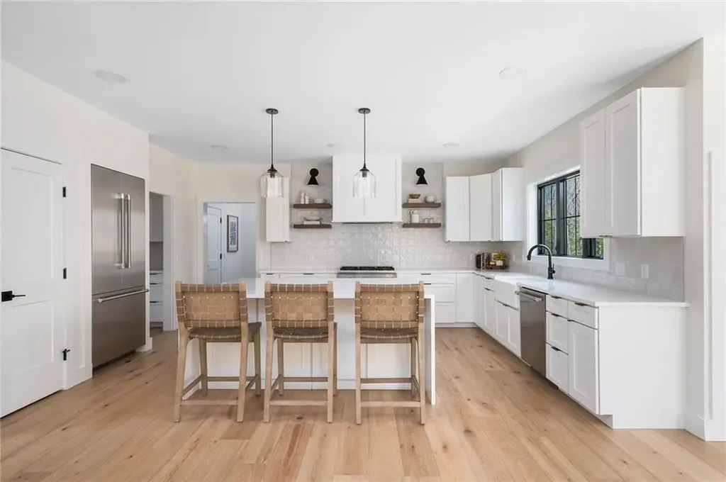 10 Kelsey Eden Way Cumberland RI 02864