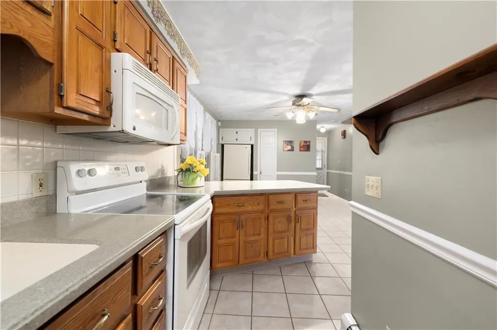 348 Princess Avenue Cranston RI 02920