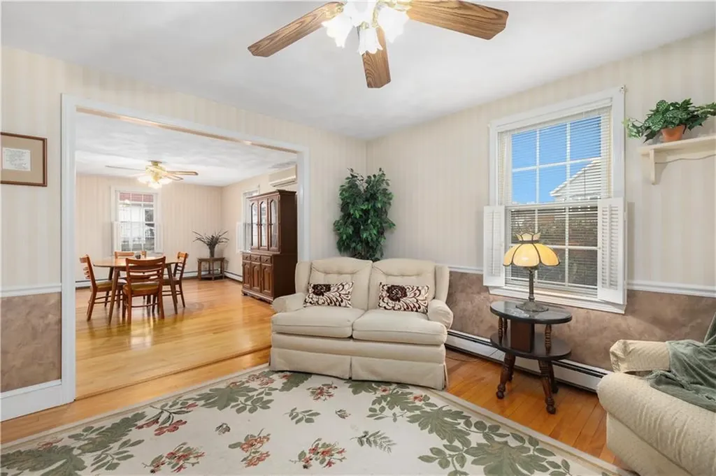 348 Princess Avenue Cranston RI 02920