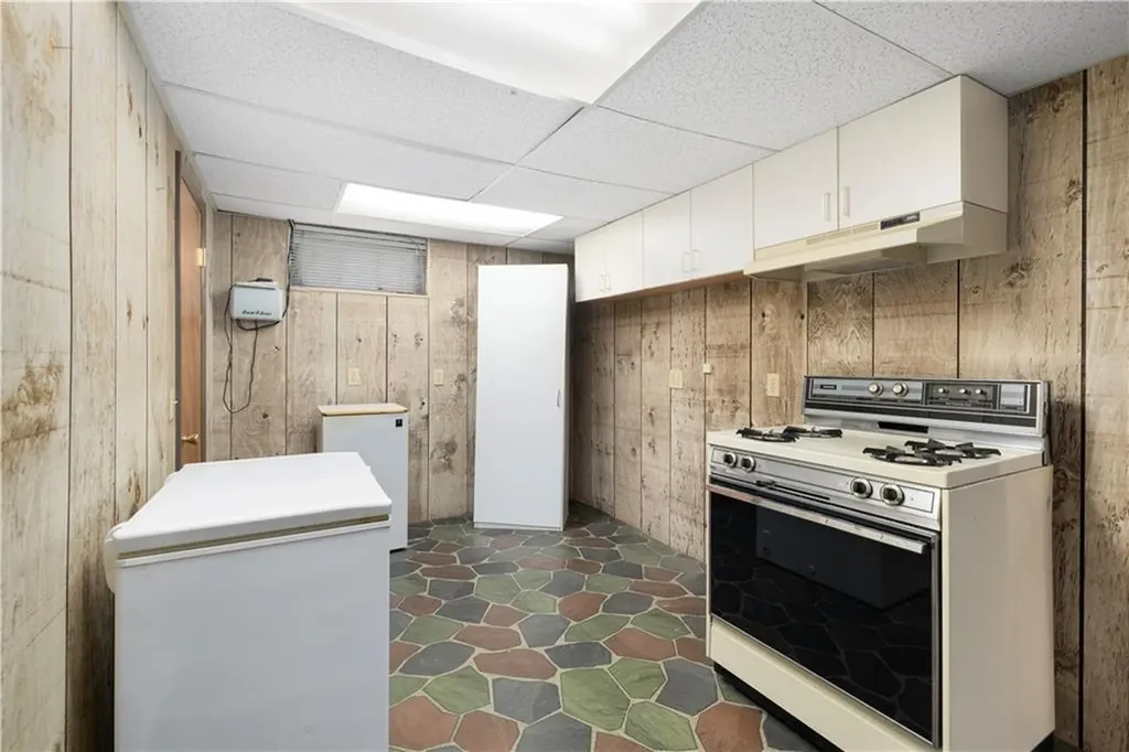 348 Princess Avenue Cranston RI 02920