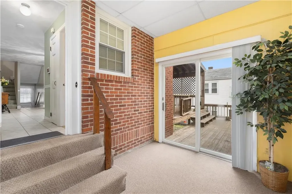 348 Princess Avenue Cranston RI 02920