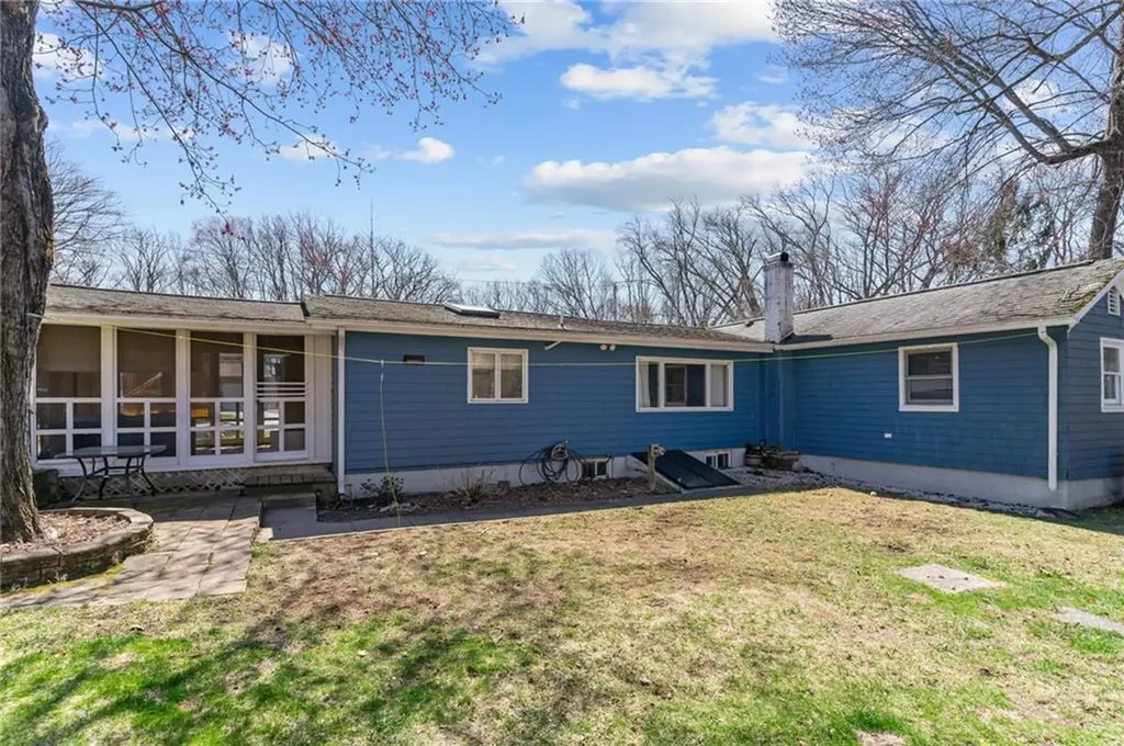 42 Woodland Avenue Smithfield RI 02917