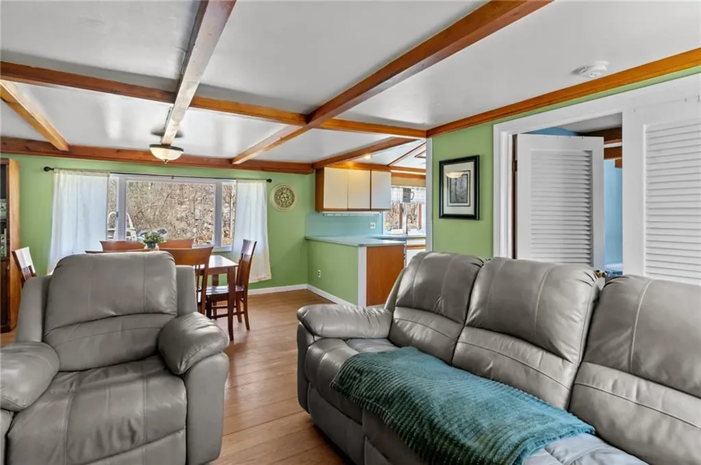 42 Woodland Avenue Smithfield RI 02917