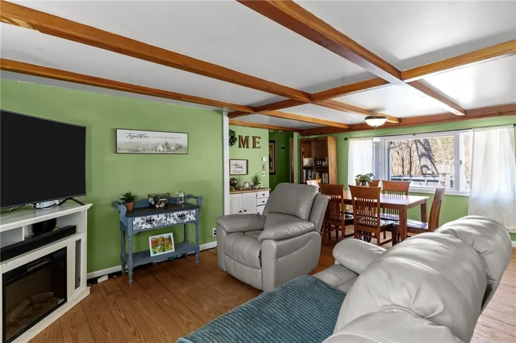 42 Woodland Avenue Smithfield RI 02917