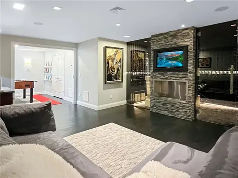 20 Beechcrest Road East Greenwich RI 02818