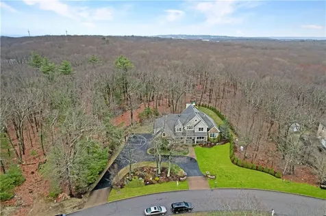 20 Beechcrest Road East Greenwich RI 02818