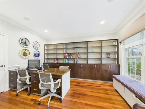 20 Beechcrest Road East Greenwich RI 02818