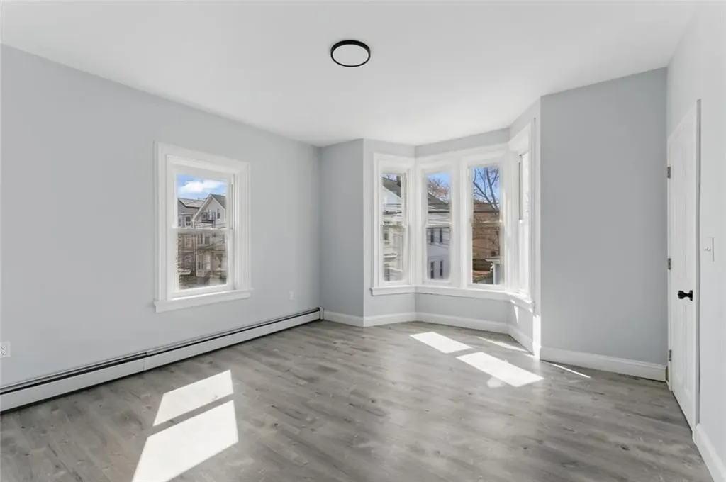 85 Waverly Street Providence RI 02907