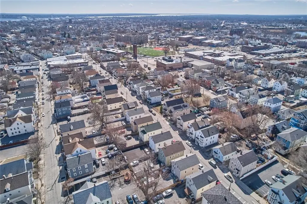 85 Waverly Street Providence RI 02907