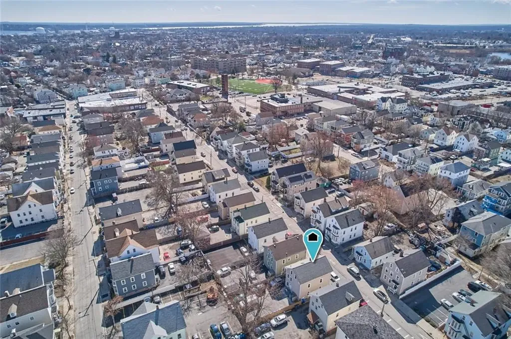 85 Waverly Street Providence RI 02907