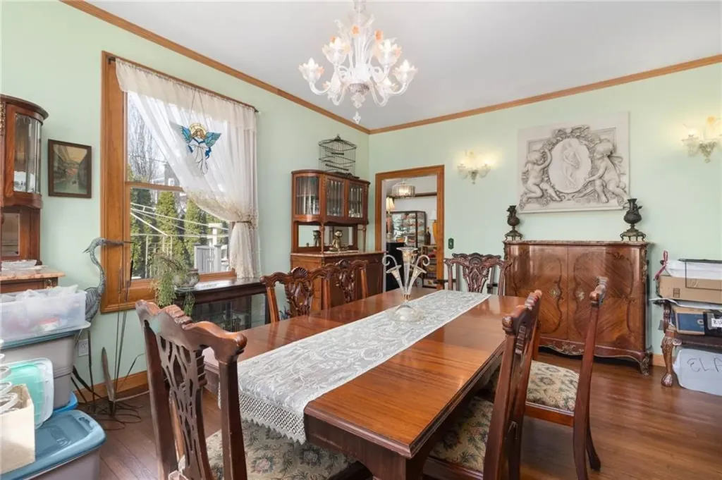 55 Hunter Avenue Newport RI 02840