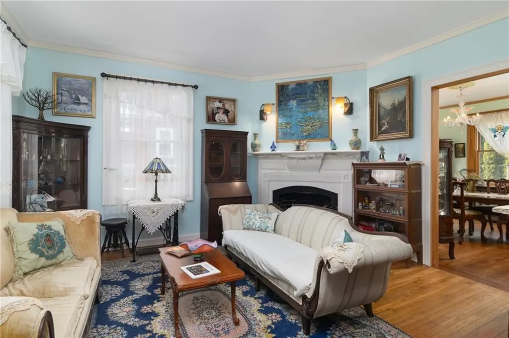 55 Hunter Avenue Newport RI 02840