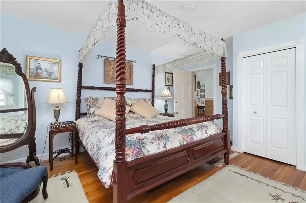 55 Hunter Avenue Newport RI 02840