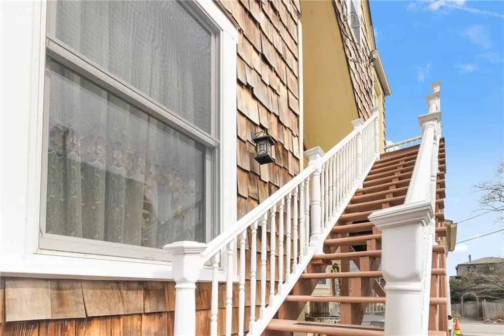 55 Hunter Avenue Newport RI 02840
